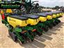 John Deere 2023 1735 Planters