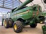 John Deere 2017 S670 Combines