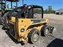 John Deere 2005 317 Skid Steers