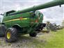 John Deere 2017 S690 Combines