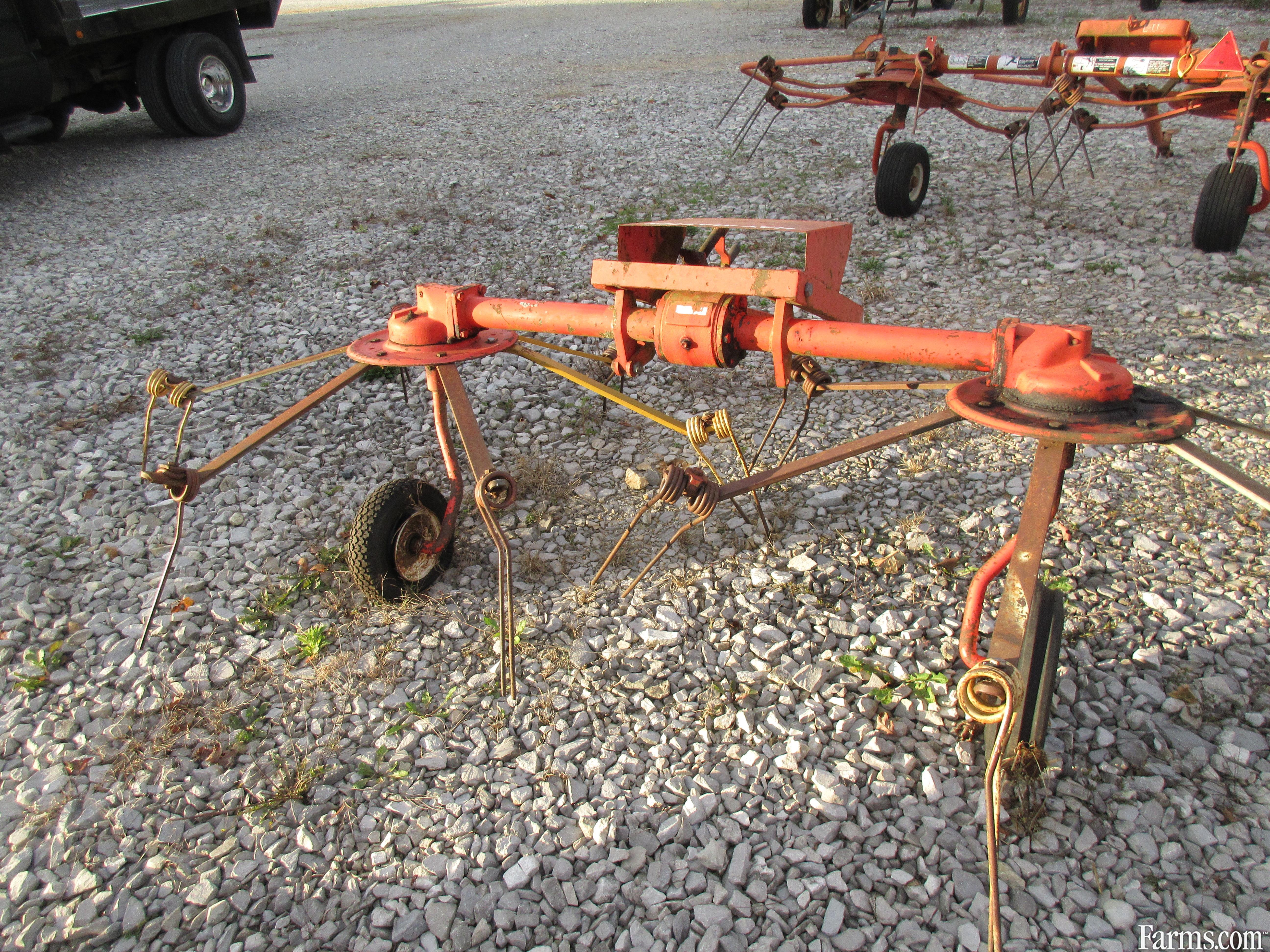 2-basket-hay-tedder-for-sale-farms