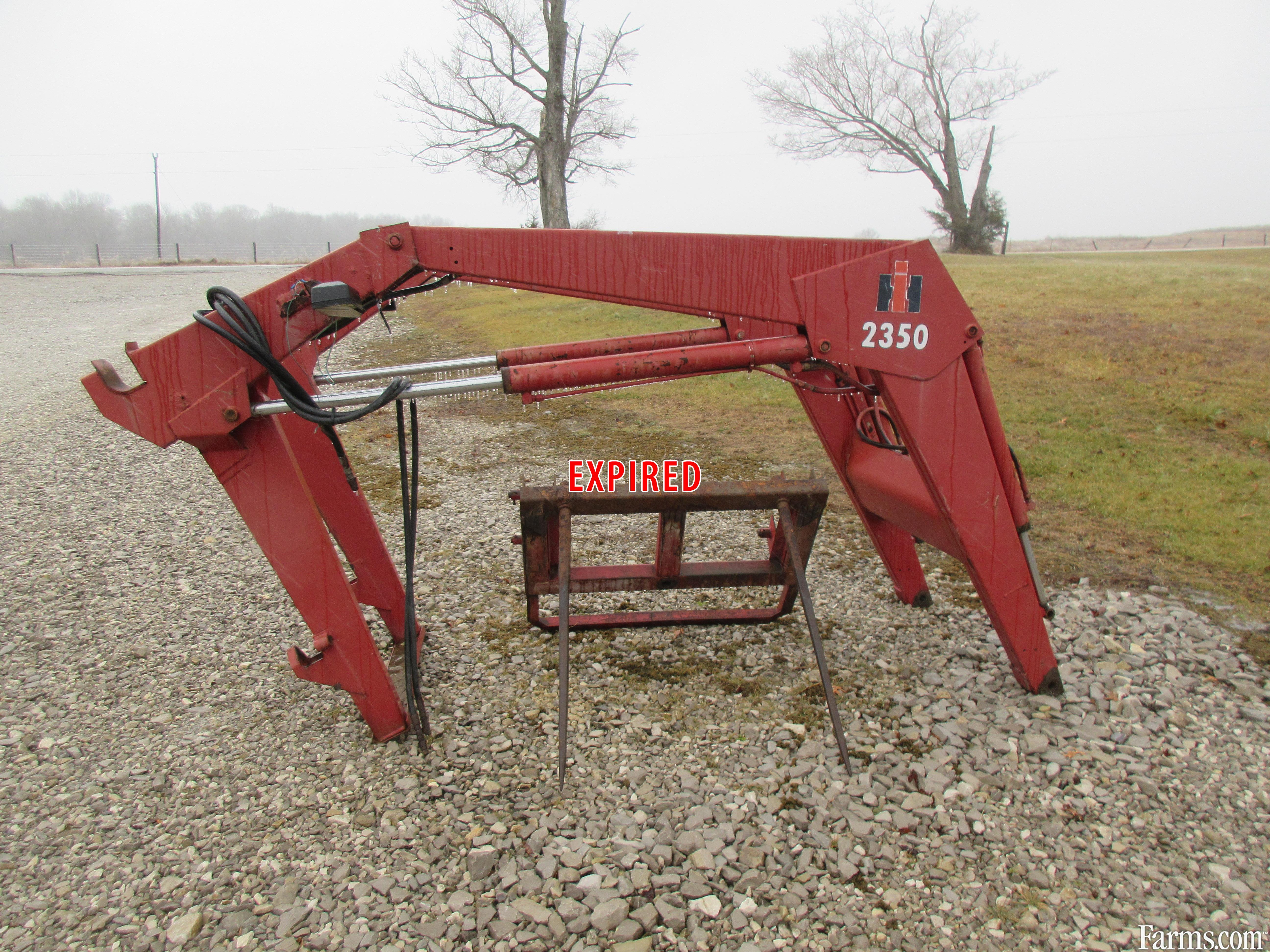 International 2350 Loader For Sale