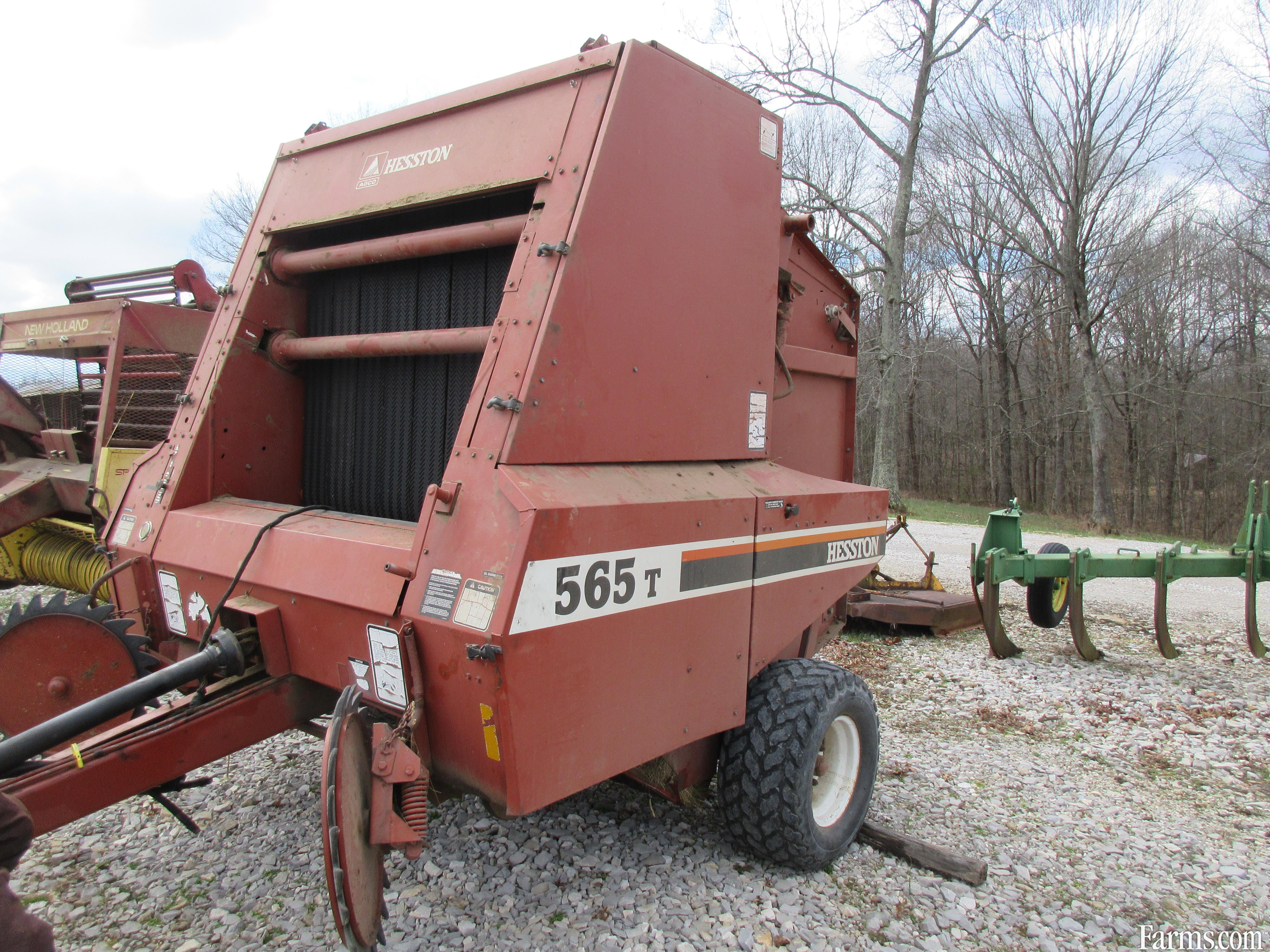 Hesston 565 T for Sale