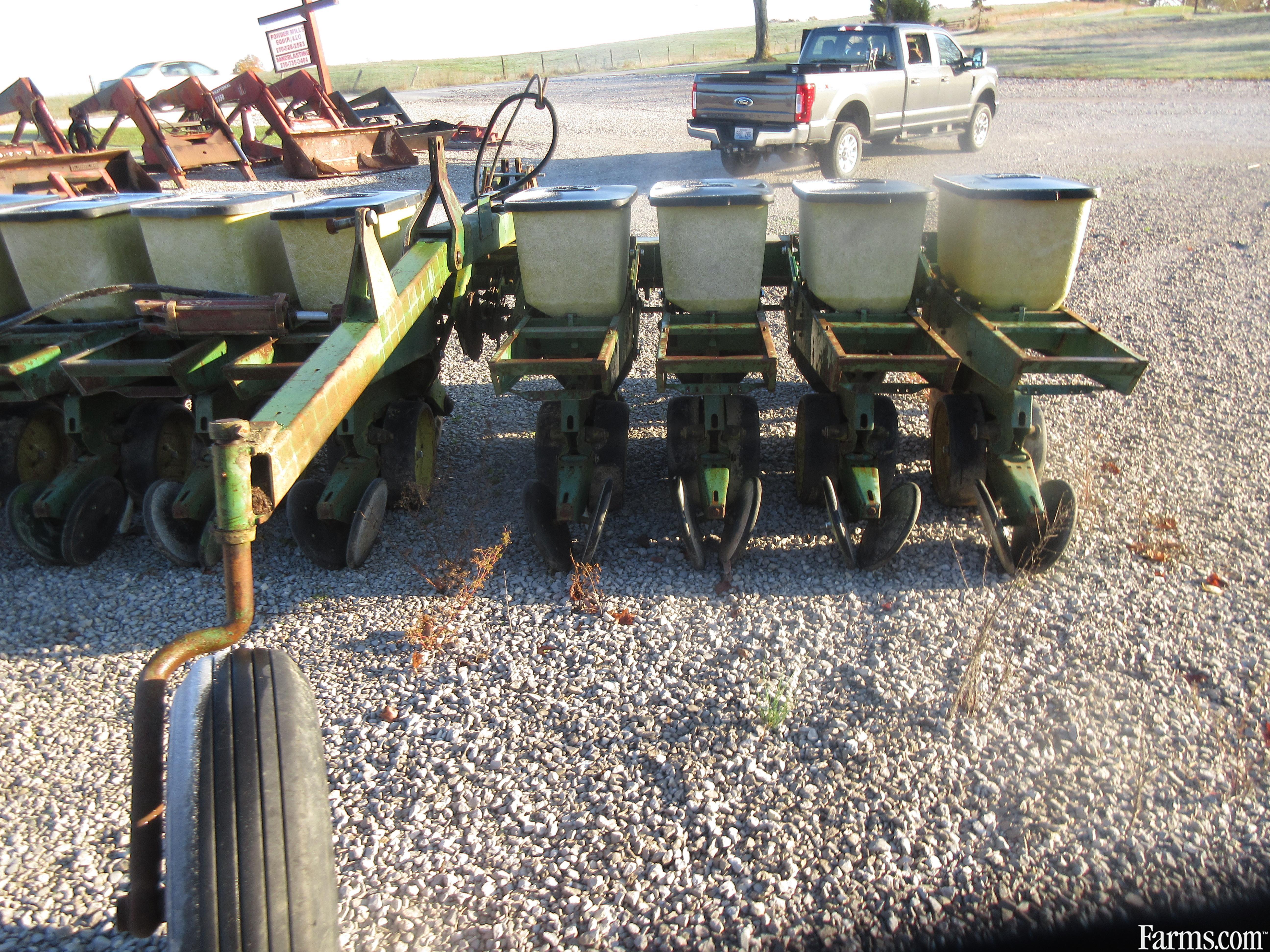 John Deere 71 Planters for Sale