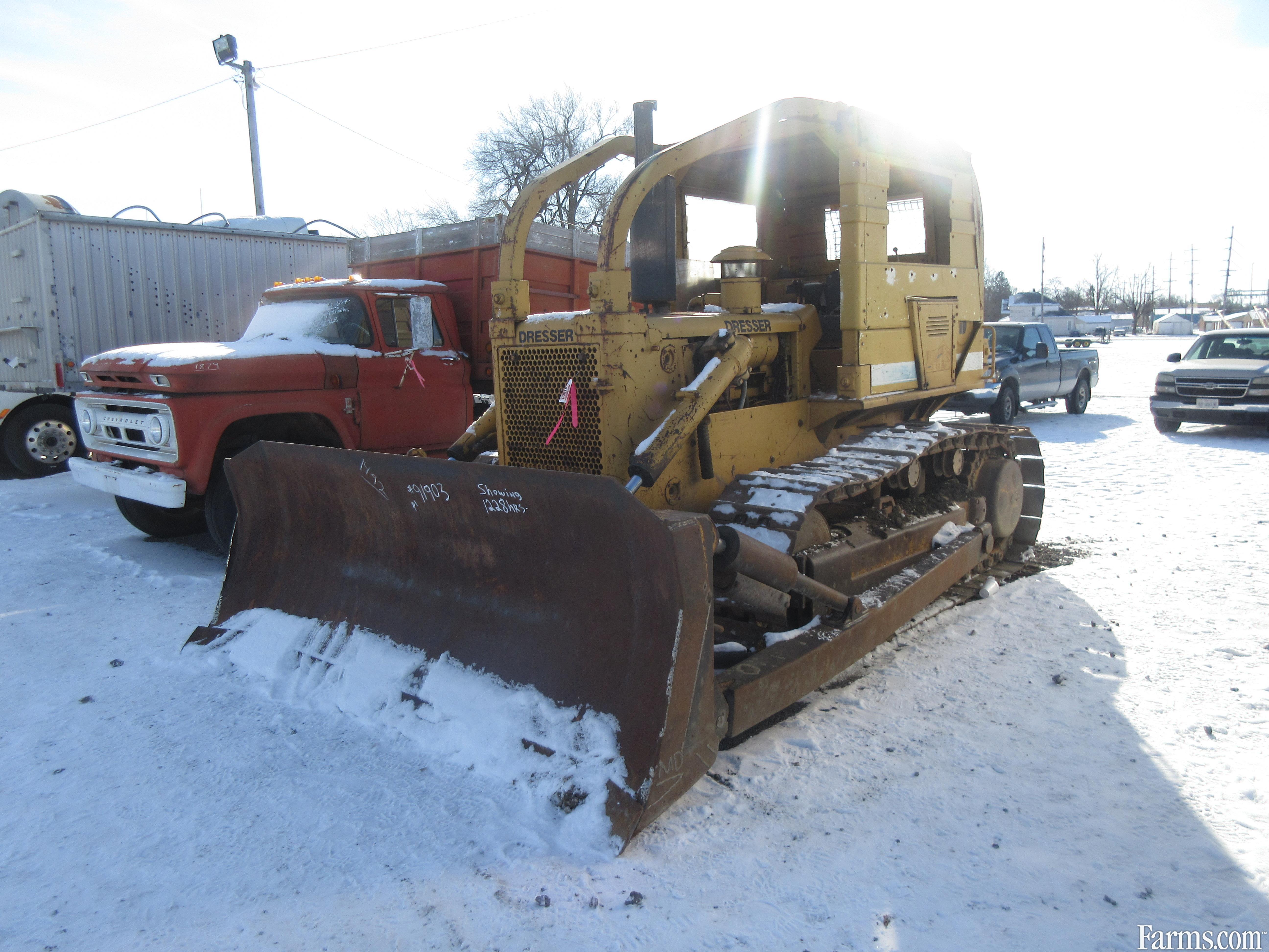 Dresser 1985 TD15C Dozers for Sale | USFarmer.com