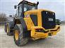 2022 JCB 427 AG