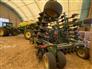 John Deere 2012 1890 Air Seeders / Air Carts