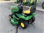 John Deere 2026 X330 Riding Lawn Mowers