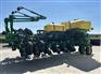 John Deere 2024 1775NT Planters