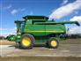 John Deere 2011 9570 STS Combines
