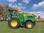 John Deere 2022 8400 Forage Harvesters