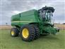 John Deere 2013 S680 Combines