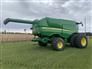 John Deere 2013 S680 Combines