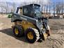 John Deere 2019 330G Skid Steers