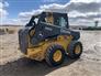 John Deere 2019 330G Skid Steers