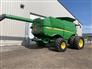 John Deere 2014 S670 Combines
