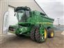 John Deere 2020 S790 Combines