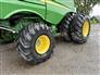 John Deere 2014 S680 Combines