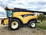 Used 2004 New Holland CR940 Combine
