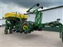 John Deere 2025 1775NT Planters