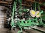 John Deere 2014 2210 Field Cultivators