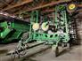 John Deere 2014 2210 Field Cultivators