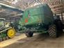 John Deere 2016 S680 Combines