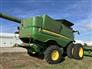 John Deere 2022 S760 Combines