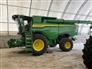 John Deere 2025 S7 900 Combines