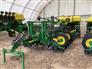 John Deere 2022 1775NT Planters