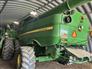 John Deere 2015 S680 Combines
