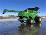 John Deere 2023 X9 1100 Combines