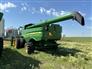 John Deere 2016 S670 Combines
