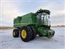 John Deere 2015 S680 Combines