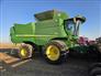 John Deere 2014 S680 Combines