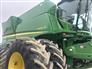 John Deere 2015 S690 Combines
