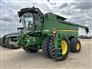 John Deere 2018 S790 Combines