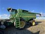 John Deere 2013 S670 Combines