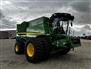 John Deere 2022 S790 Combines
