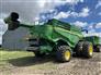 John Deere 2023 X9 1000 Combines