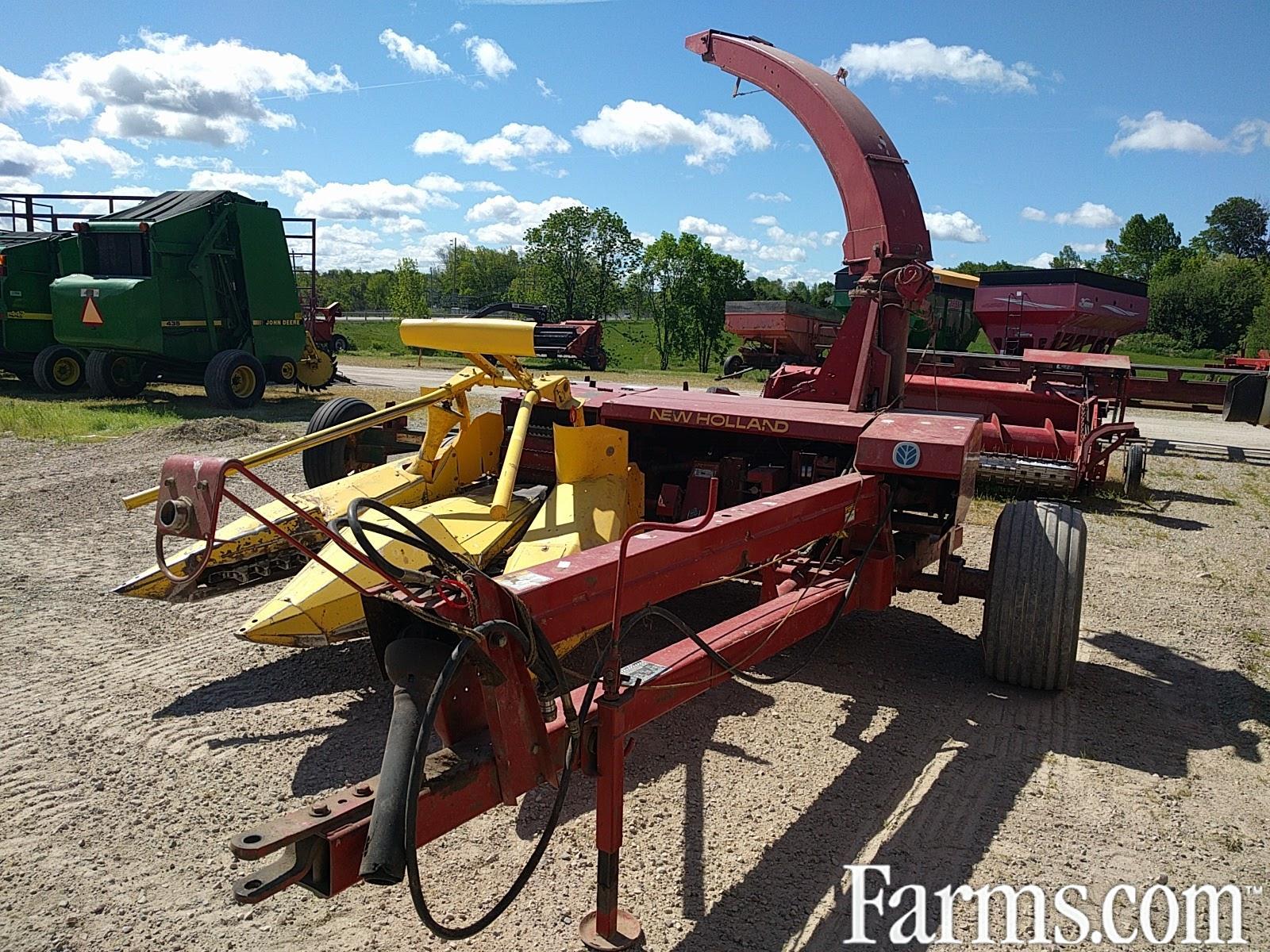 New Holland 790 / 824 / 890W Forage Harvesters for Sale | USFarmer.com