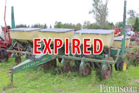 John Deere 7000 6 Row Narrow Planter Dry Fert, Monitor for Sale | Farms.com
