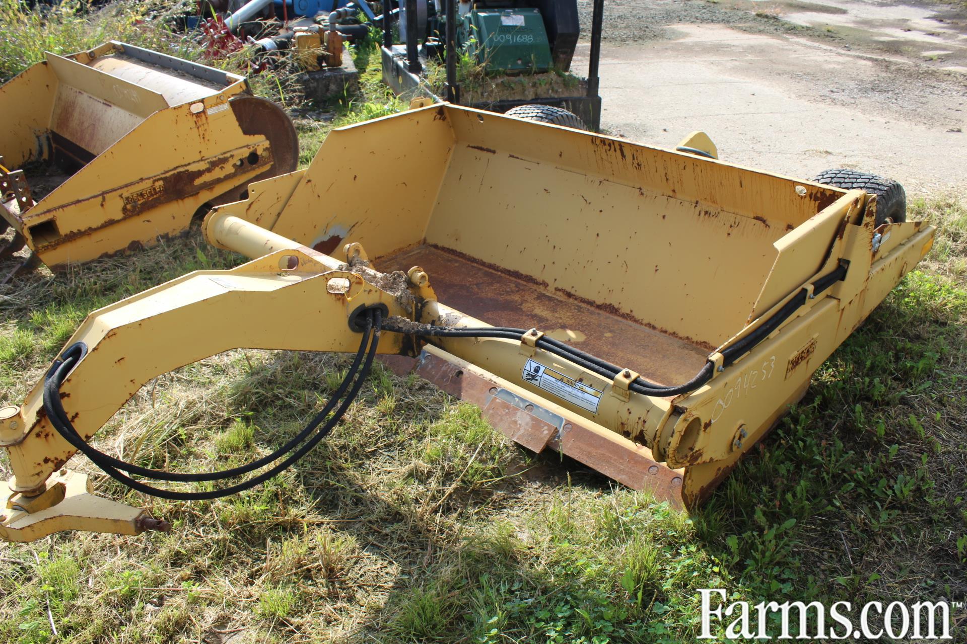 2 pt Pan Scraper Earth Mover for Sale