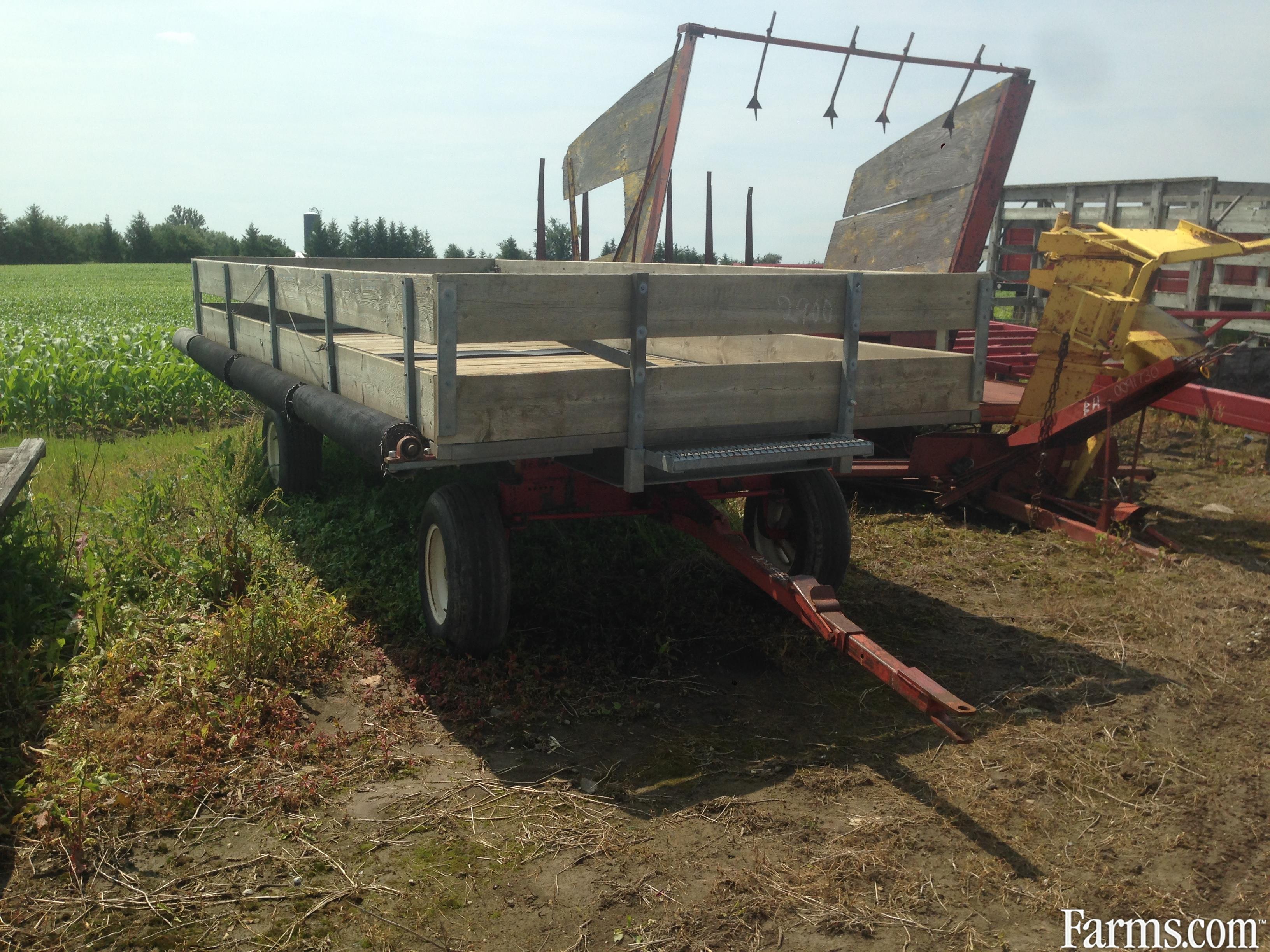 Flat Rack Wagon with racks & unloading tarps for Sale