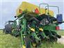 John Deere 2022 1775NT Planters