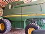 John Deere 2004 9560 STS Combines