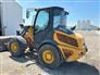 John Deere 2020 304L Backhoes & Loaders