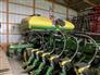John Deere 2018 DB60 Planters