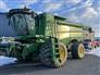 John Deere 2013 S680 Combines