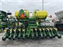 John Deere 2013 DB60 Planters